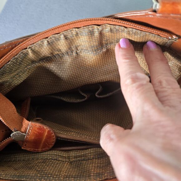 MC Crocodile Embossed Brown Leather Shoulder Bag Purse Silver Accent Structured - Picture 5 of 7